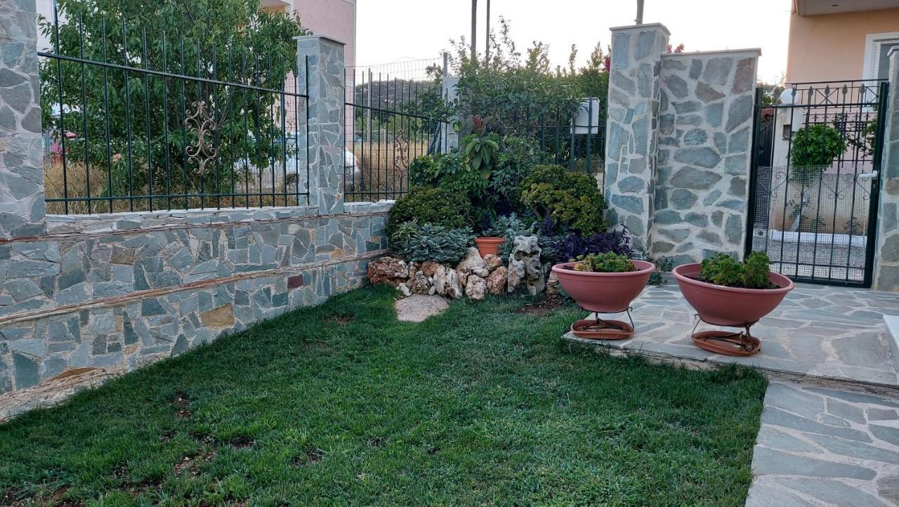 דירות ארטמידה Shley House 1 מראה חיצוני תמונה